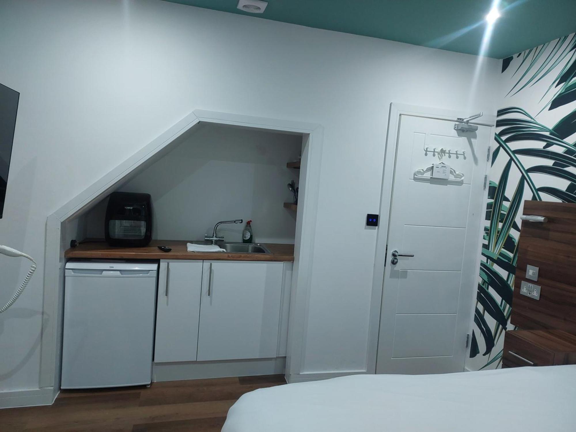 Heathrow-Windsor Guest House Slough Eksteriør billede