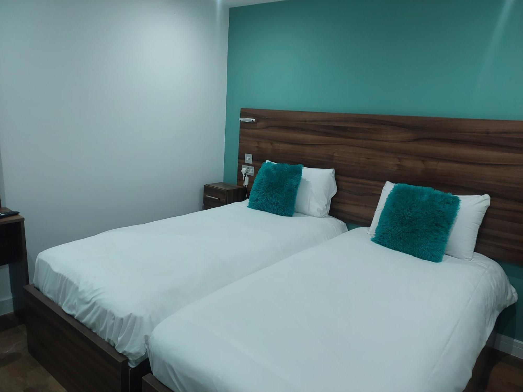 Heathrow-Windsor Guest House Slough Eksteriør billede