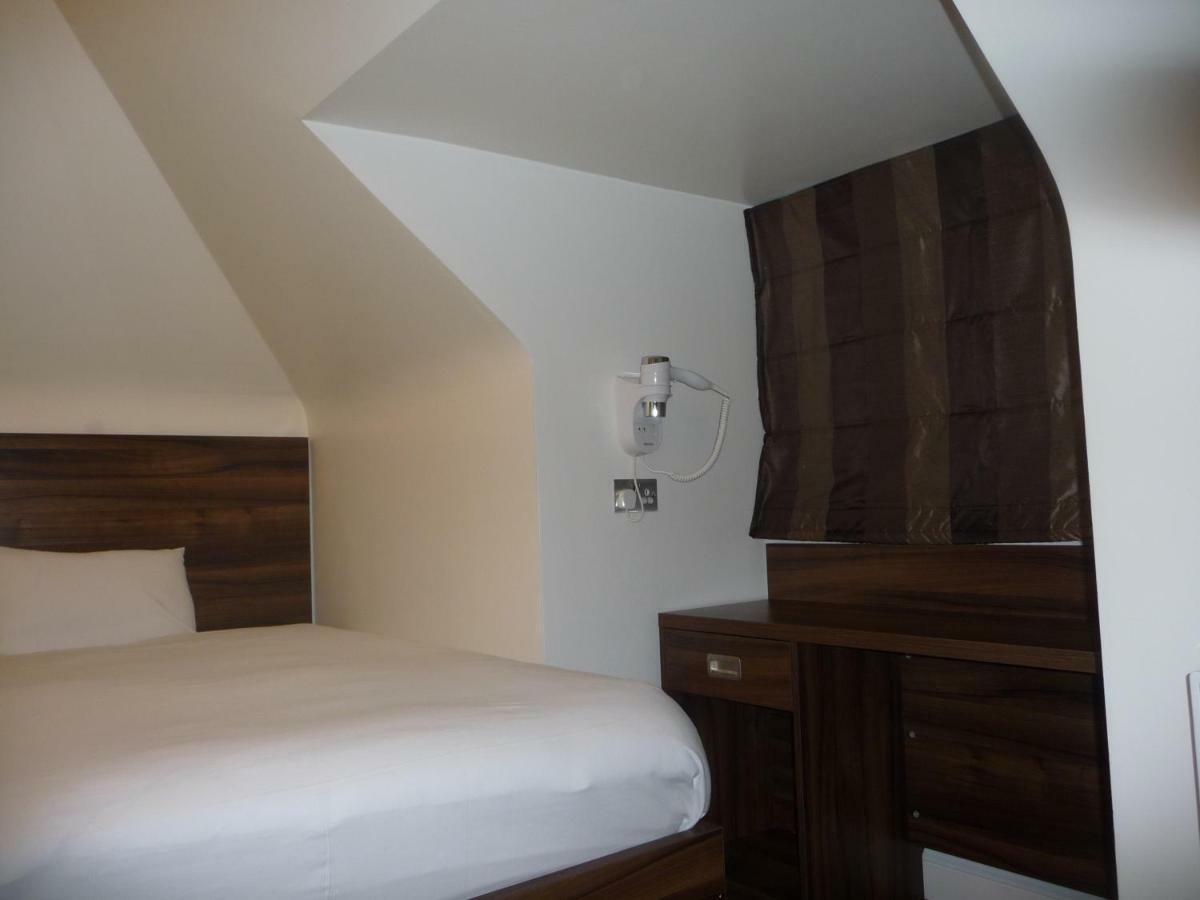 Heathrow-Windsor Guest House Slough Eksteriør billede